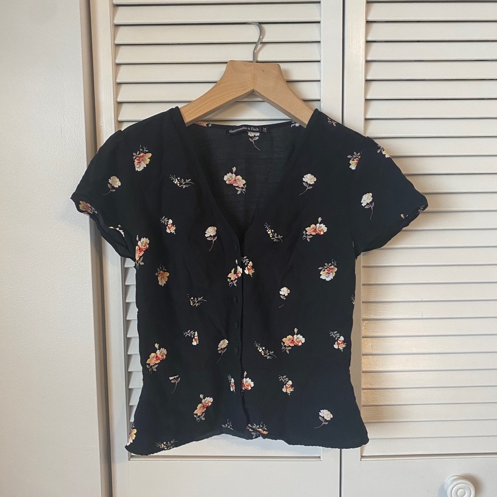 Floral Peplum Button Up Top